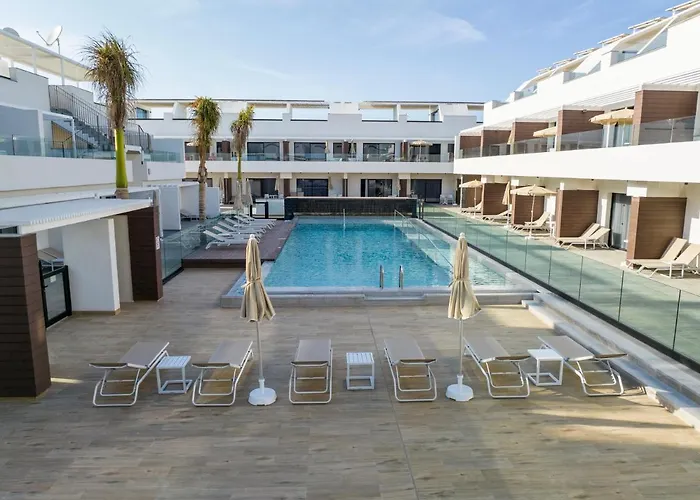 Esmeralda Homes By Livvo