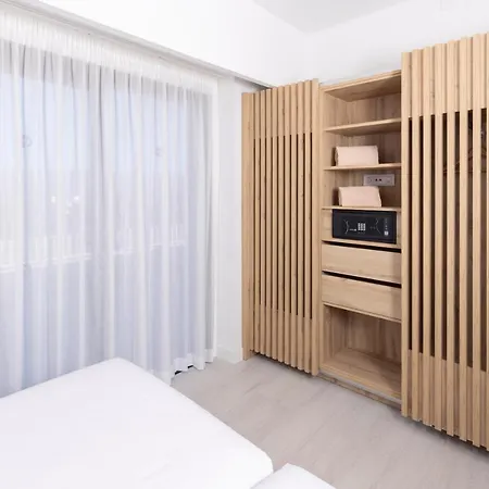 Esmeralda Homes By Livvo