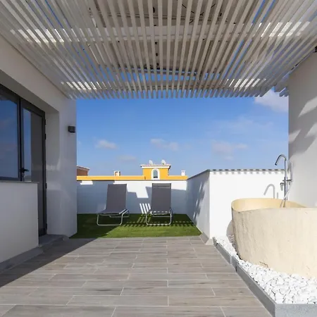 Esmeralda Homes By Livvo *