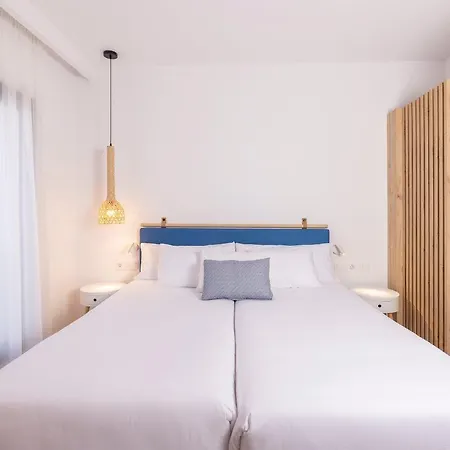 Esmeralda Homes By Livvo *