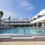 Esmeralda Homes By Livvo * Cotillo