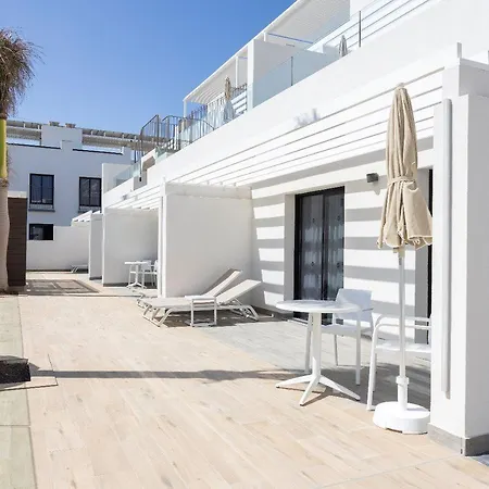 Esmeralda Homes By Livvo