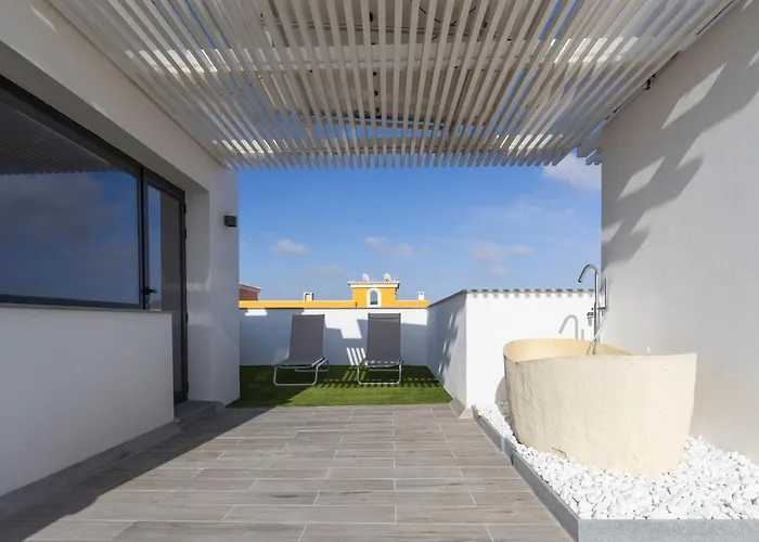 Esmeralda Homes By Livvo *