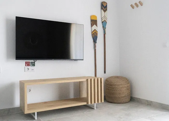 Esmeralda Homes By Livvo شقة *