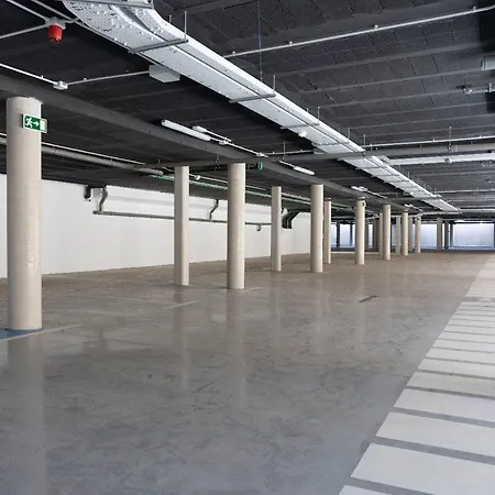 Esmeralda Homes By Livvo Apartament *