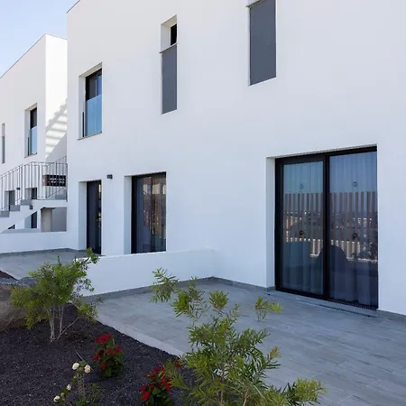 Apartment Esmeralda Homes By Livvo *